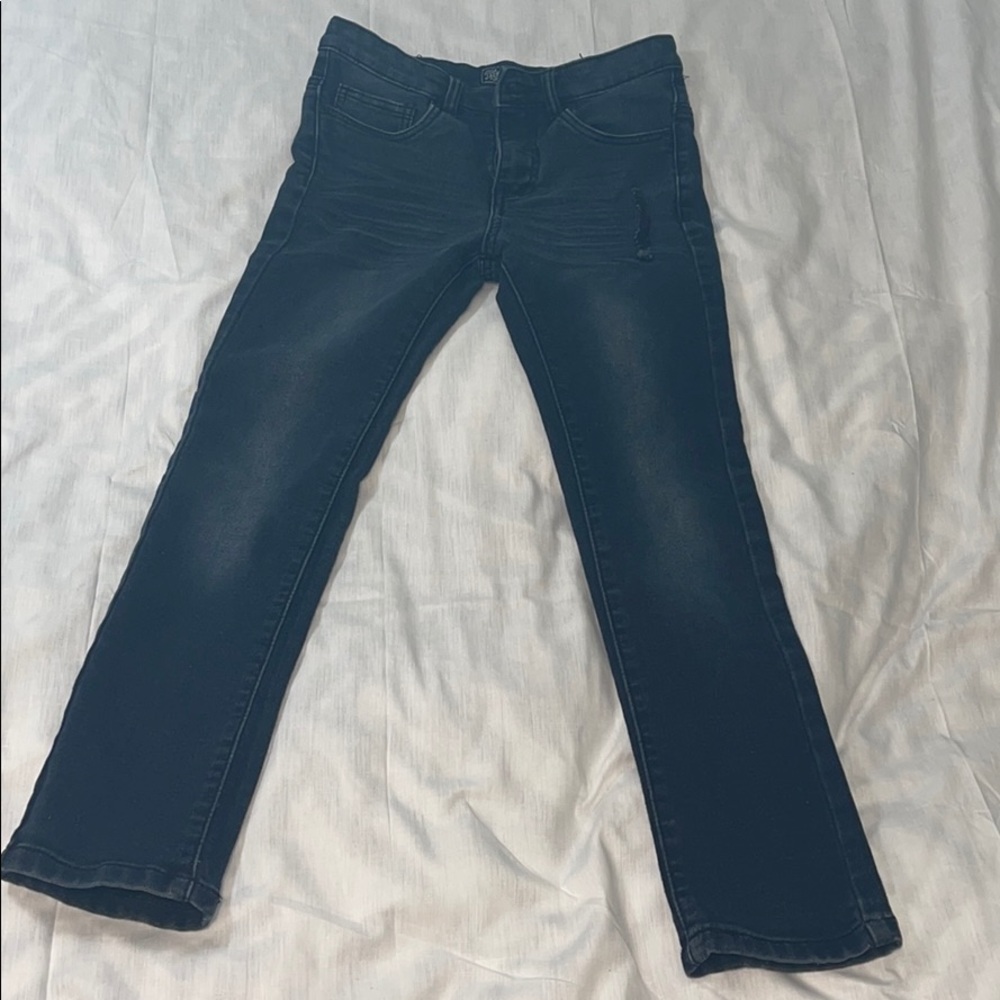 Distress youth jeans